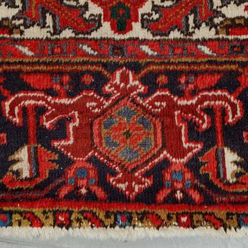 A carpet, semi-antique/old Heriz, ca 340 x 256 cm.