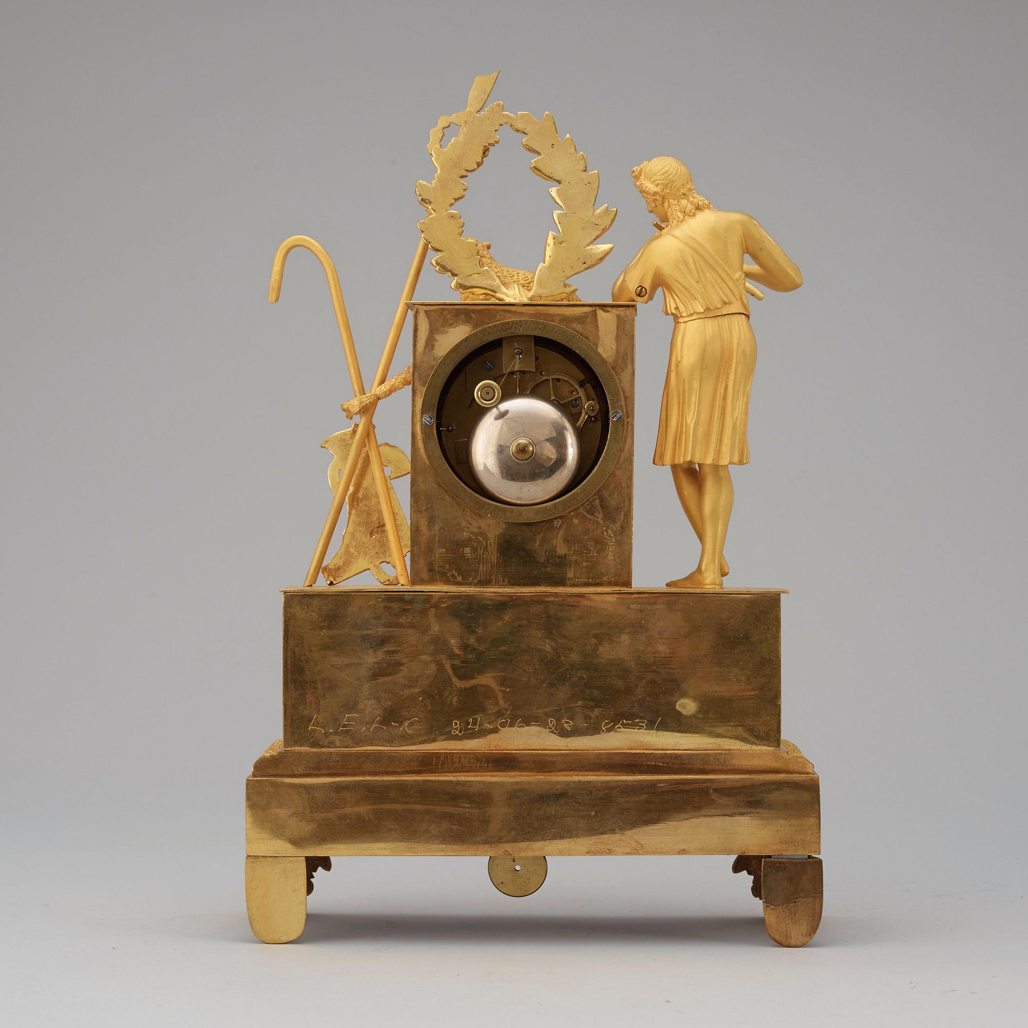 BORDSPENDYL. Frankrike, 1800-talets början. Empire.