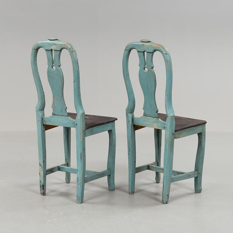 a set of 6 early 10th century folk art chairs from Hälsingland.