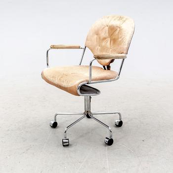 Sam Larsson, a "Sam" leather desk chair for DUX later part of the 20th century.