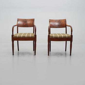 KARMSTOLAR, ett par, Karl-Johan, 1800-talets första hälft.