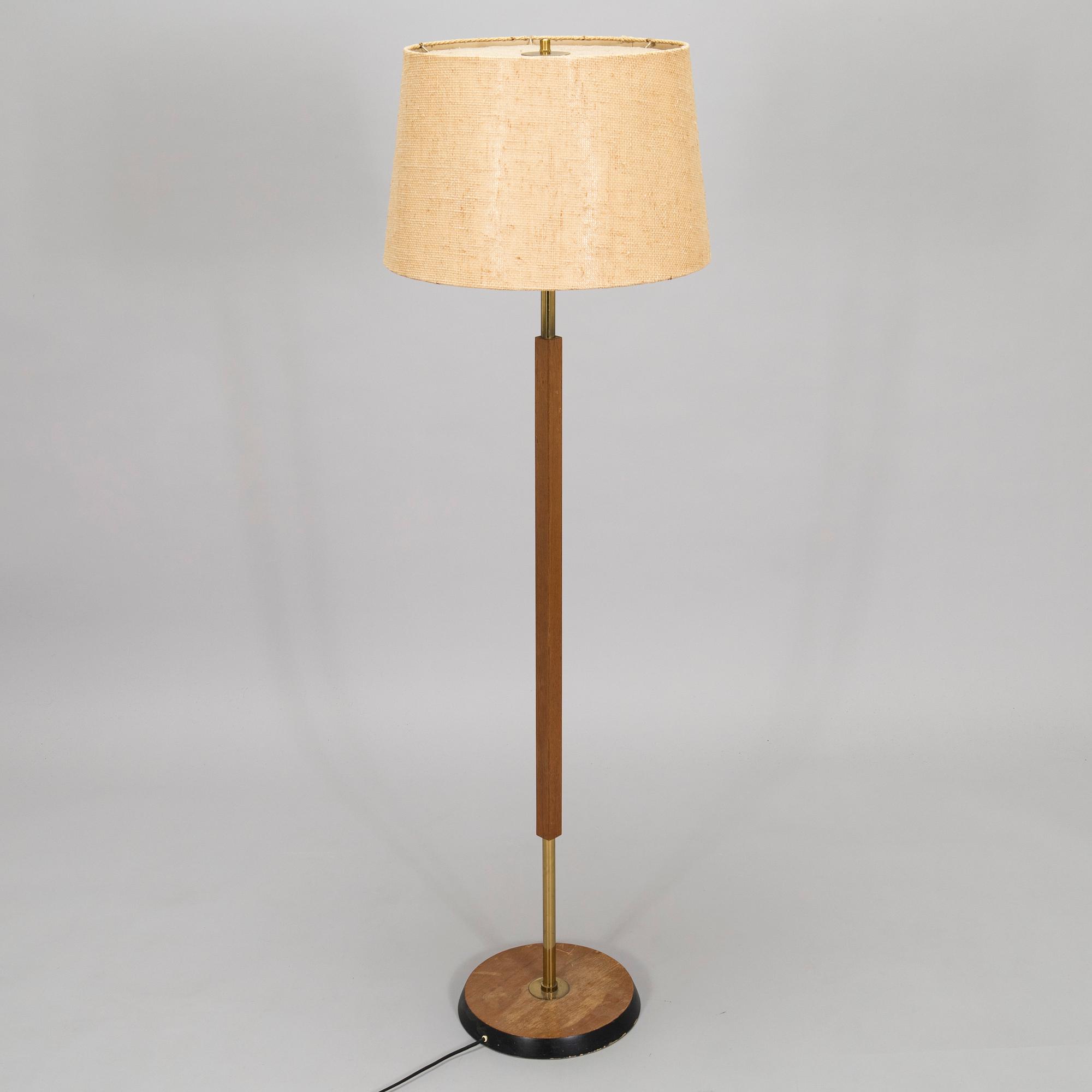 A 1950s floor lamp.