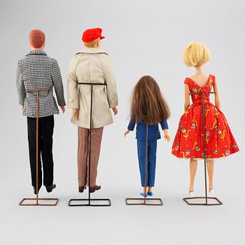 A collection of four Mattel 1960's Barbiedolls with accessories.