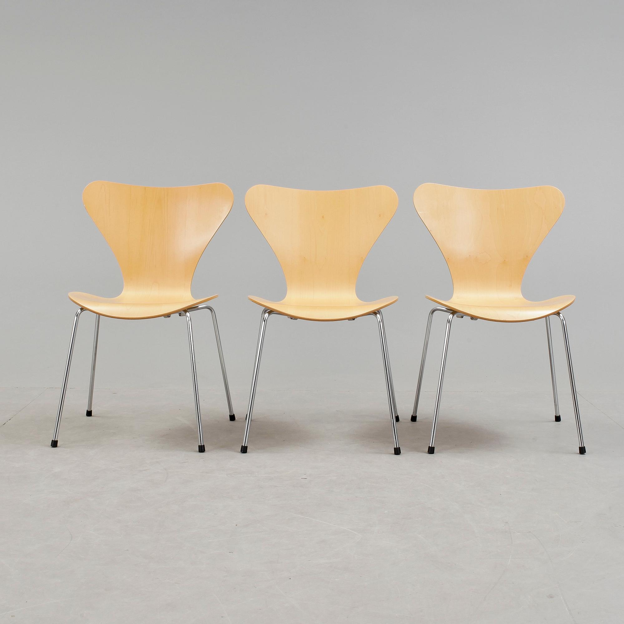 STOLAR, 3 st, "Sjuan", Arne Jacobsen, Fritz Hansen, 1997.