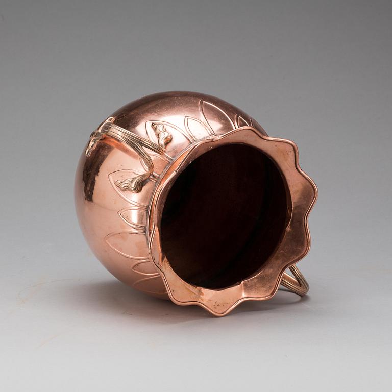 YTTERFODER, jugend, 1900-talet första del.