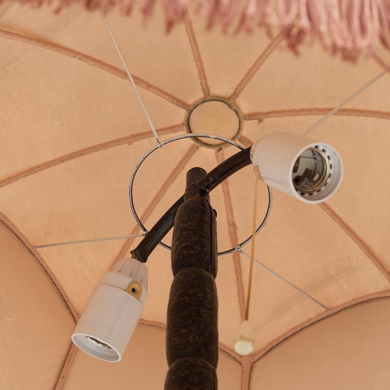 An early 20th century jugend floor light.