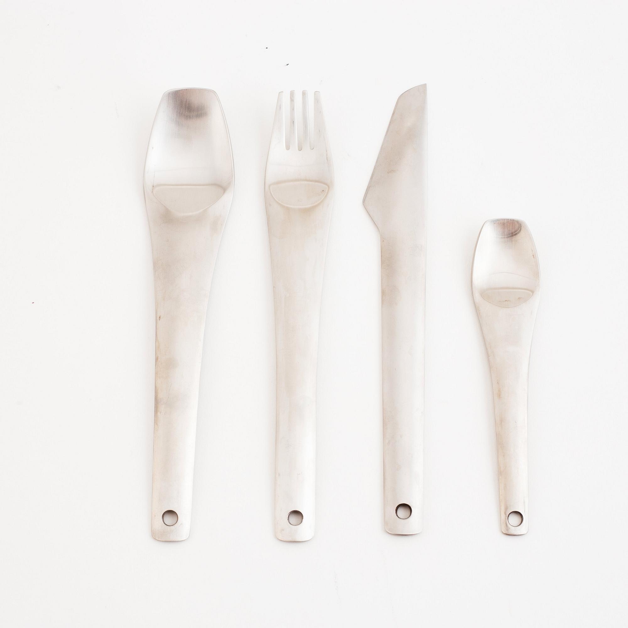 A set of eight stainless steel kitchen objects, 6 marked ZACK.