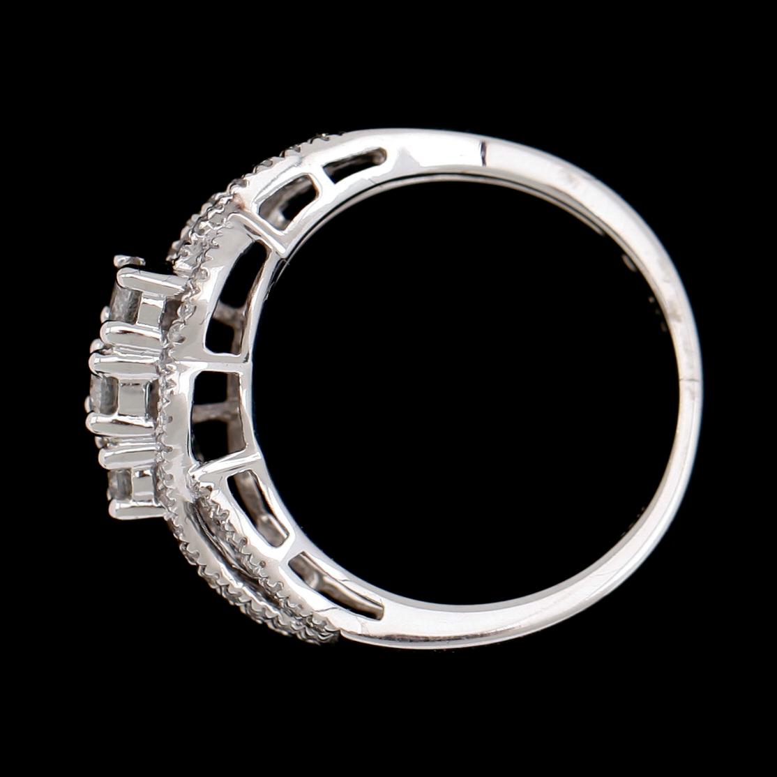 RING, 10 k vitguld, briljantslipade diamanter tot 0.50 ct.