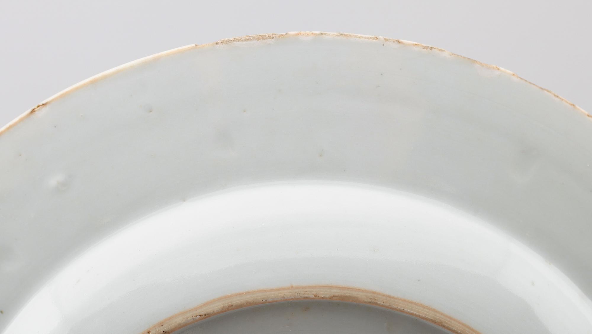 TALLRIKAR, 5  st (3+1+1), porslin, Kina, Qianlong 1736-1795.