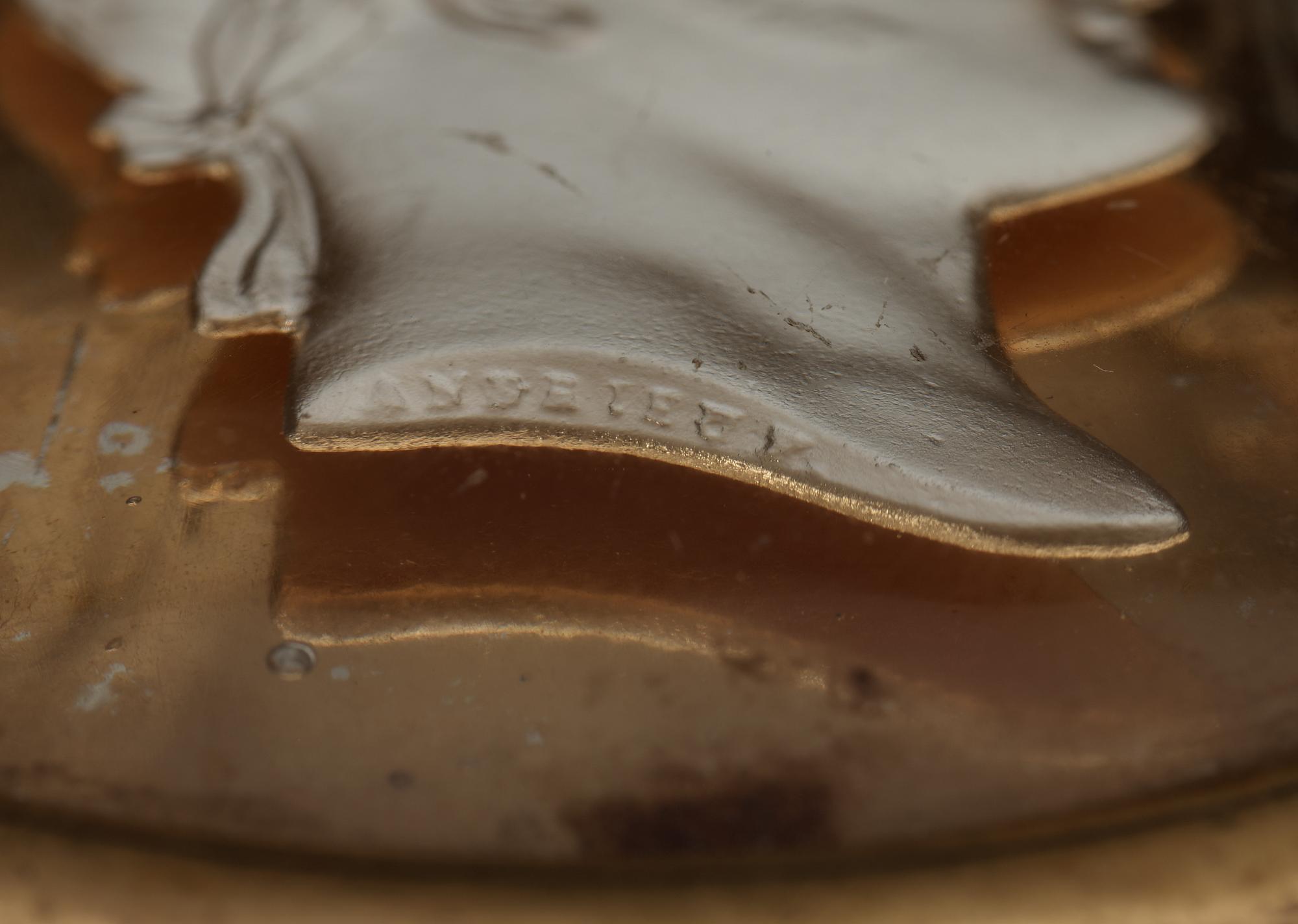 A Russian/French early 19th century box with profile portait of Tsar Alexander I, marked Andrieu F. Inventory numbers.