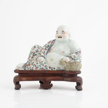 Figurine, Buddai, porcelain, China, 20th century.