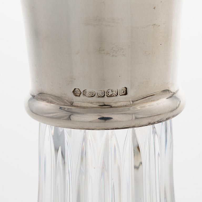 Carr's Ship's Decanter, cut crystal with a sterling silver collar, Sheffield, England 2001.
