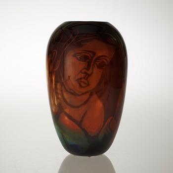 An Eva Englund graal glass vase, Muraya 1991.