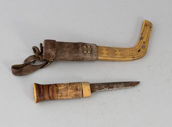 JON PÅLSSON FANKKI, A Sami reindeer horn knife, signed JPF and dated 1935.