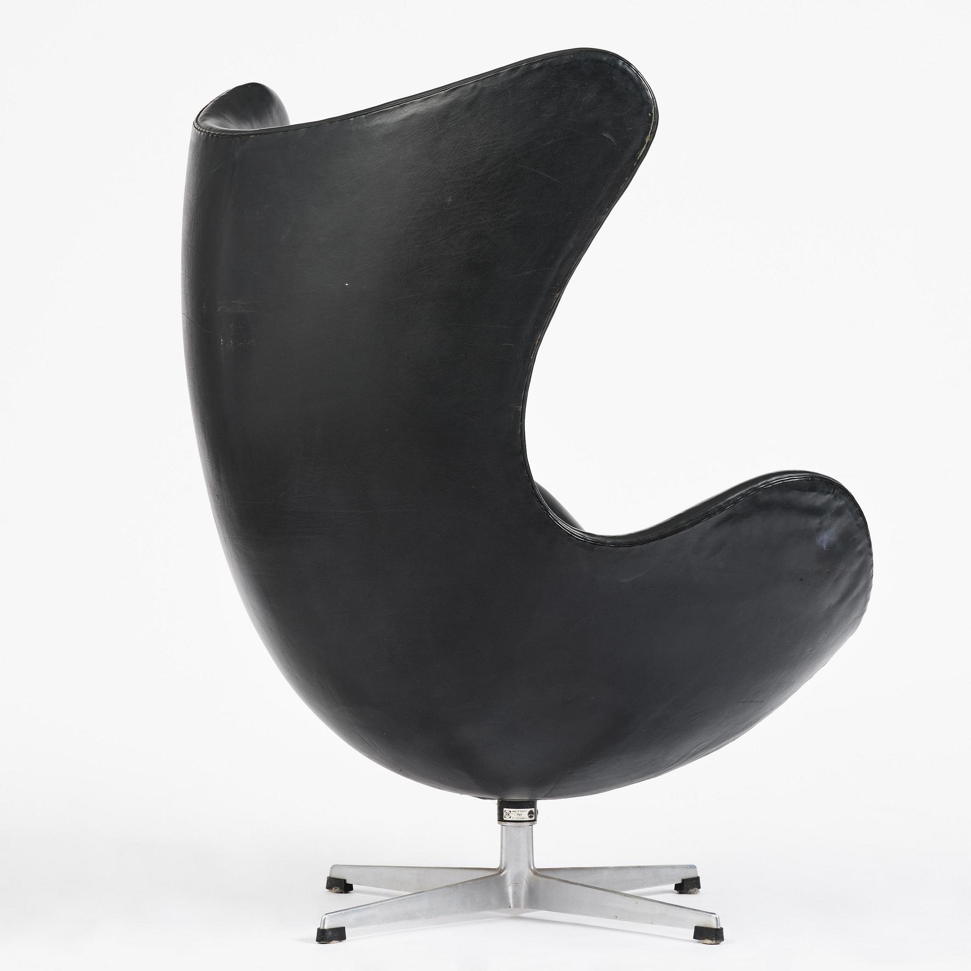 Arne Jacobsen, an "Egg" armchair, Fritz Hansen, Denmark, 1964.