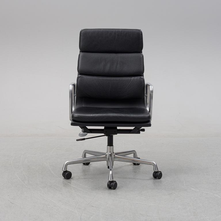 Charles & Ray Eames, a model 'EA 219' desk chair for Vitra.