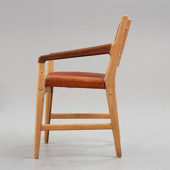 HANS J WEGNER, a "Magasin du Nord" chair for Johannes Hansen. Denmark 1950's.