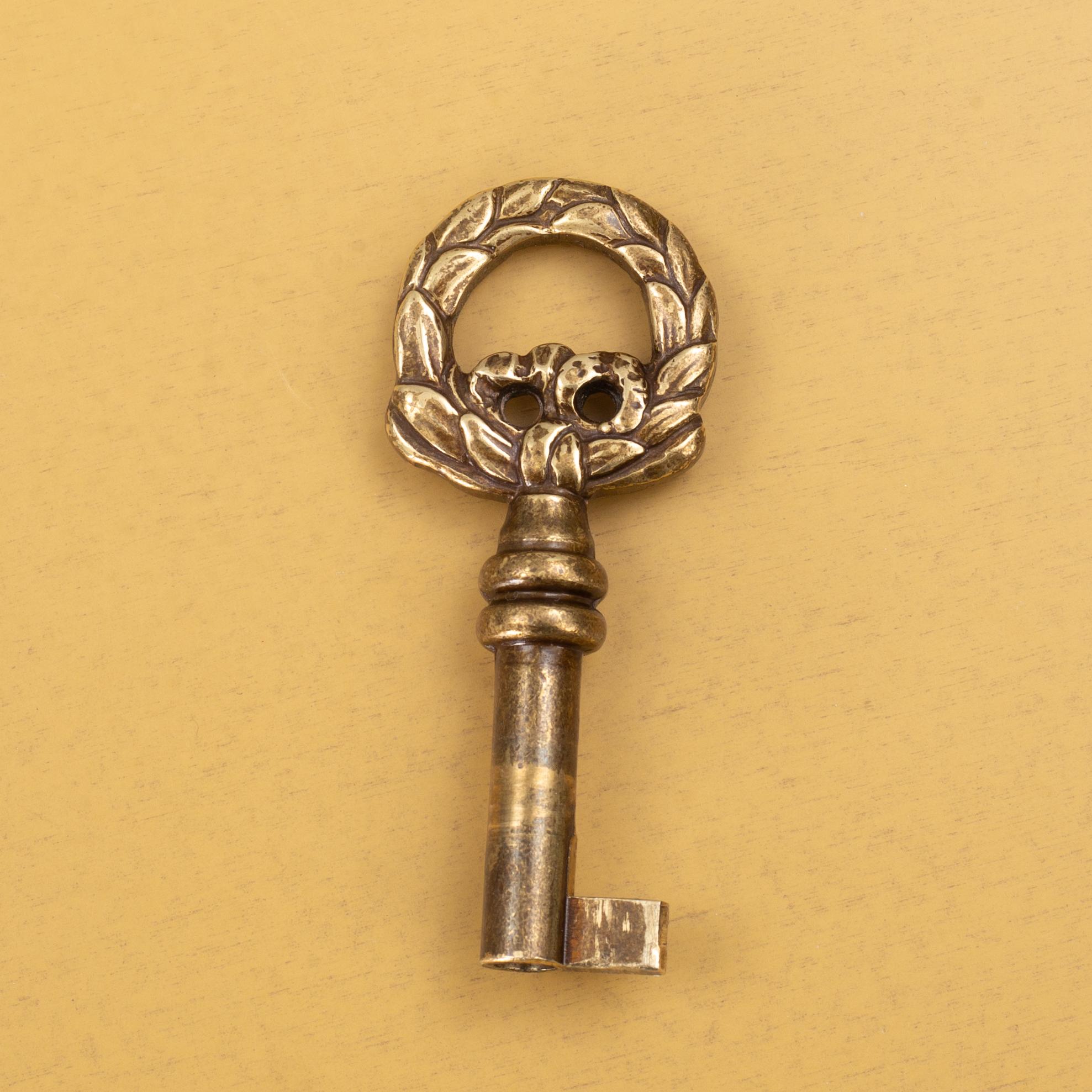 Sideboard, Gustavian style, second half of the 20th century.