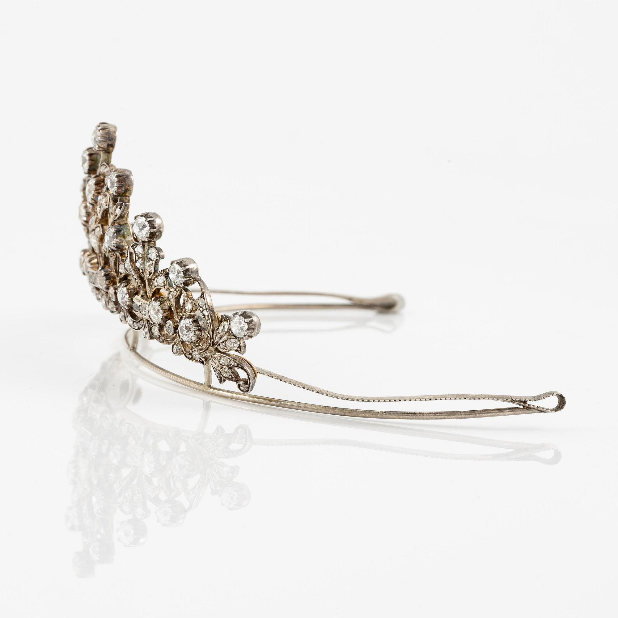A tiara/brooch combination, silver with old-cut and rose-cut diamonds.