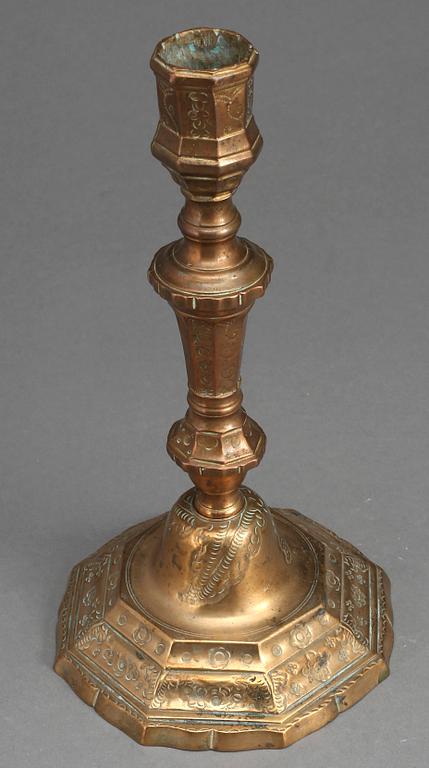 LJUSSTAKE, mässing, Barock, 1700-tal.