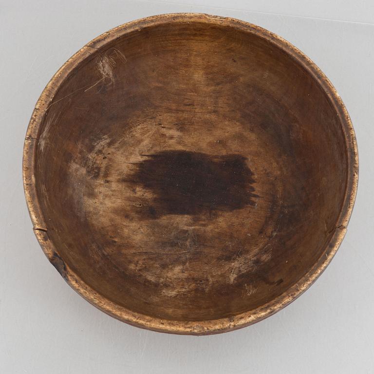 A turned bowl, Sweden, first part 19th century.
