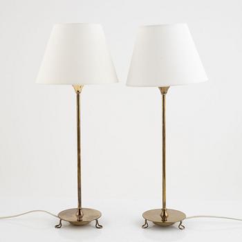 Josef Frank, a pair of model 2552 table lights, Firma Svenskt Tenn.
