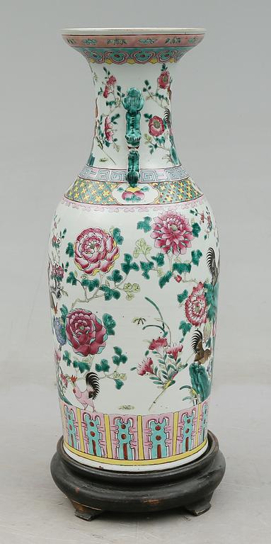 GOLVVAS, porslin, Kina, 1800-/1900-tal.