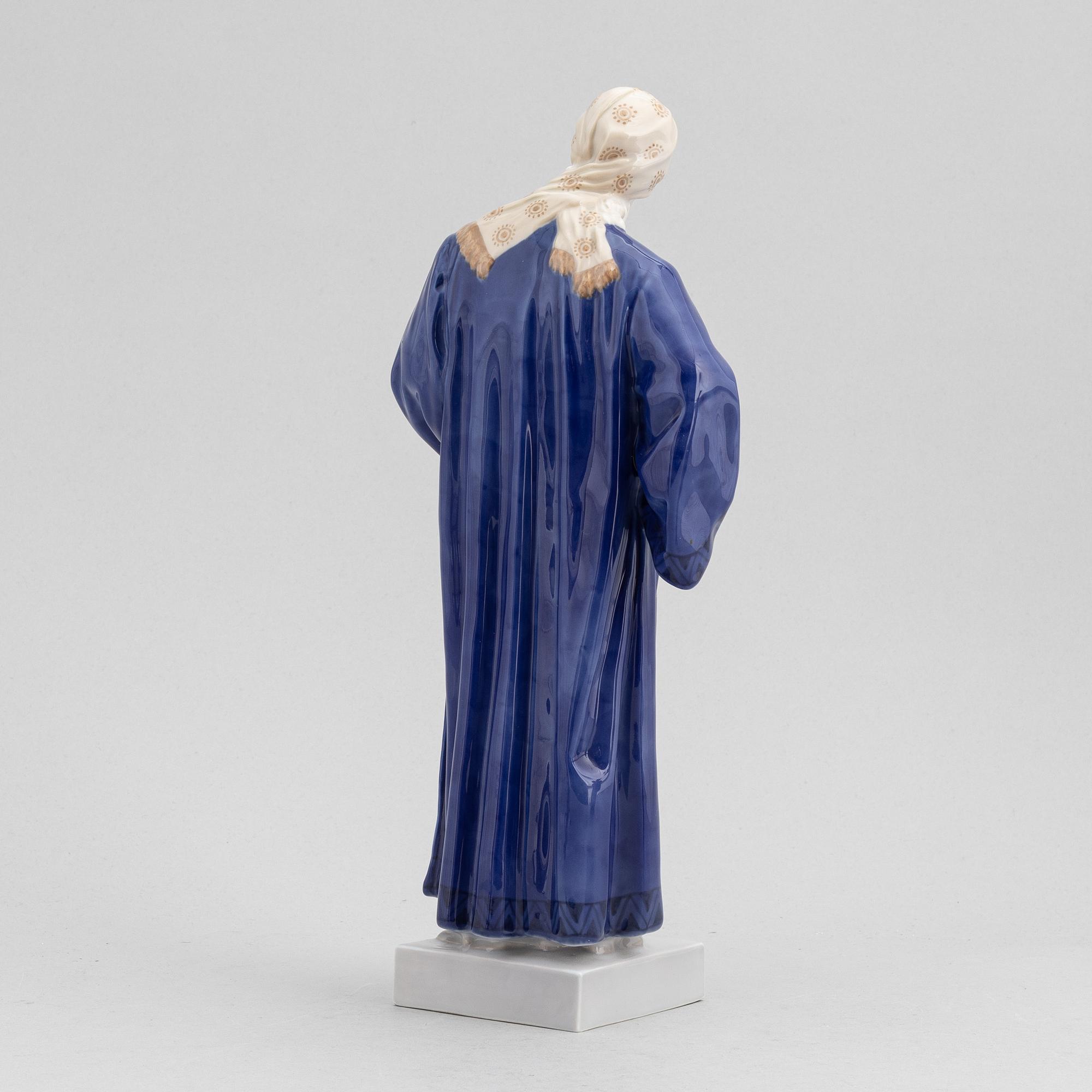 Figuriner, 3 st, porslin, Royal Copenhagen samt Bing & Grøndahl, Danmark.
