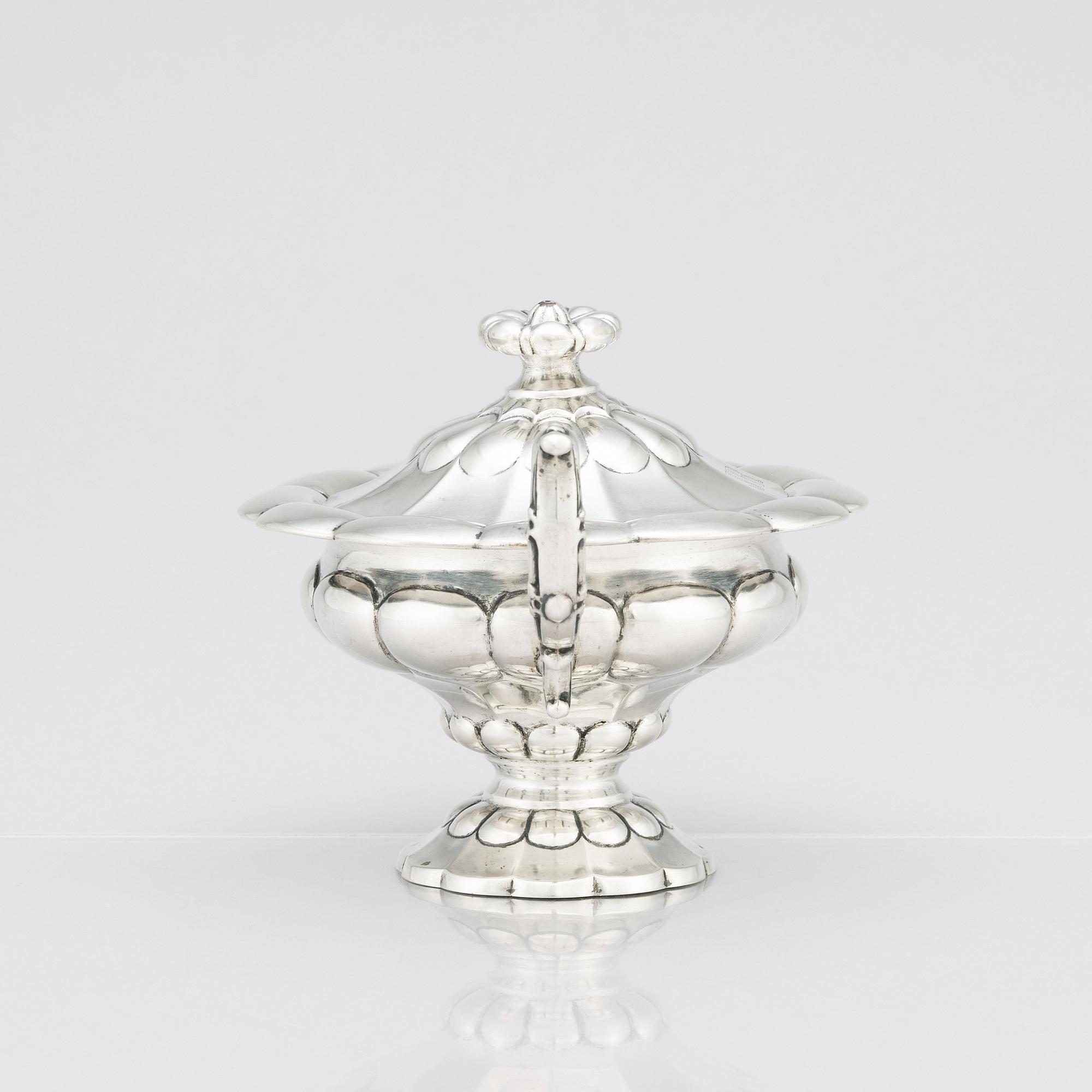 An Italian Sugar Bowl With Cover, Torino, first half of the 19th century.