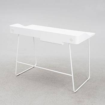 Stine Sandwall, an "Overtime" desk, Voice.