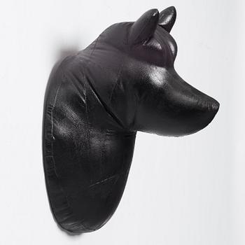 Linda Bäckström, "Wolf heads" (5).