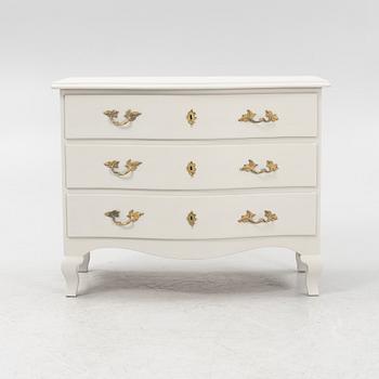 A late Baroque style chest of drawers, 20th Century.