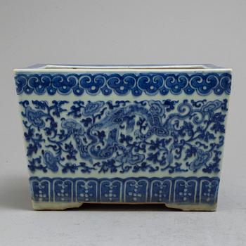 A set of three blue and white flower pots, China, 20th Century.