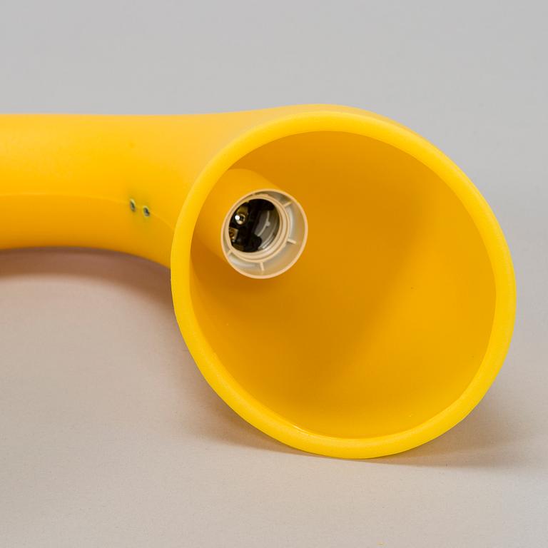 Eero Aarnio, A table lamp 'Swan' for Melaja Oy, 2007.