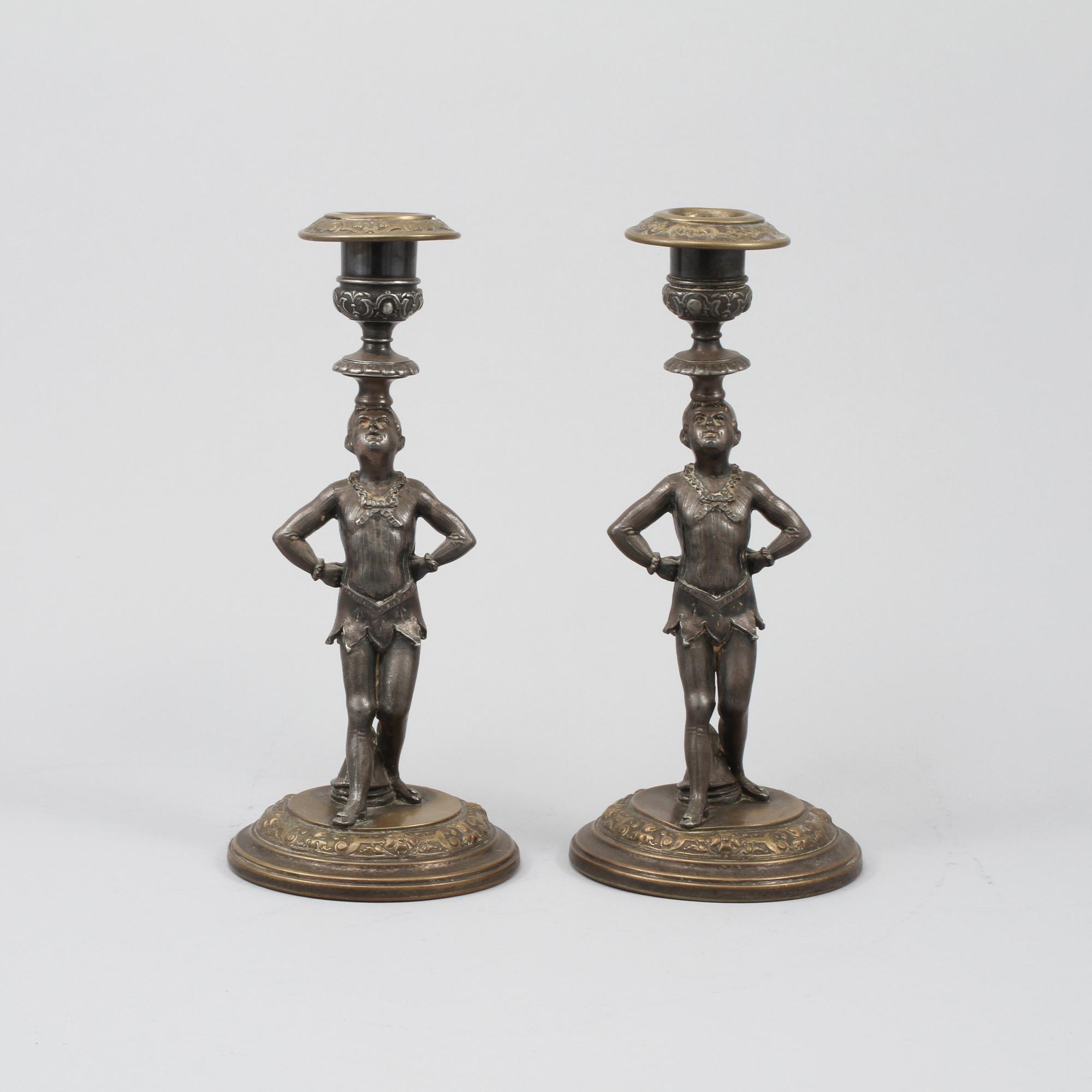 LJUSSTAKAR, ett par, omkring år 1900.