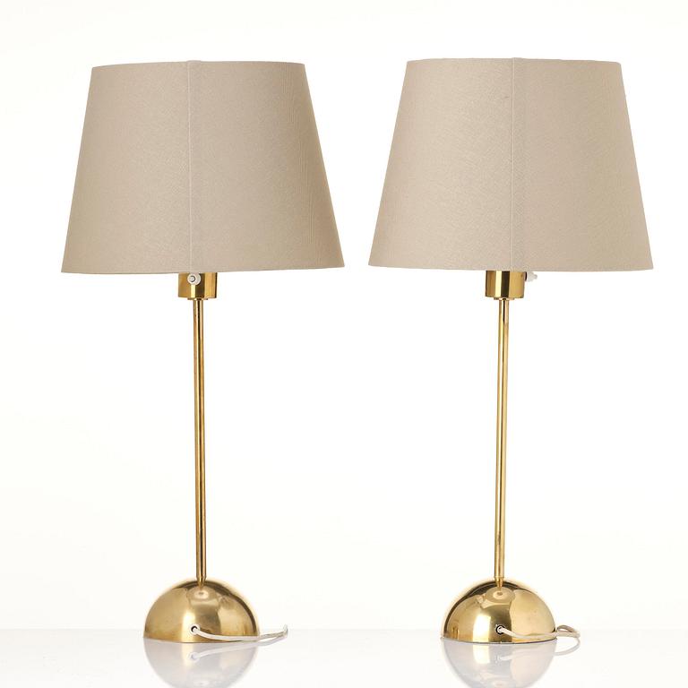 Eje Ahlgren, bordslampor, ett par, modell B 04, Bergboms, Malmö, 1960-tal.