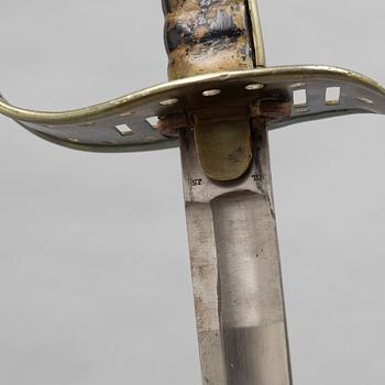 Sabel, svensk, för kavalleriet m/1867-93 med balja.