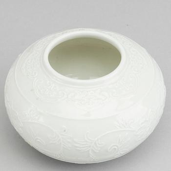 A Chinese Daoguang Blanc de Chine porcelain vase.