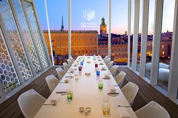 LUNCH FÖR 16 PERSONER PÅ THE CUBE BY ELECTROLUX MED CAMILLA LÄCKBERG - AUKTION TILL FÖRMÅN FÖR BARNCANCERFONDEN.