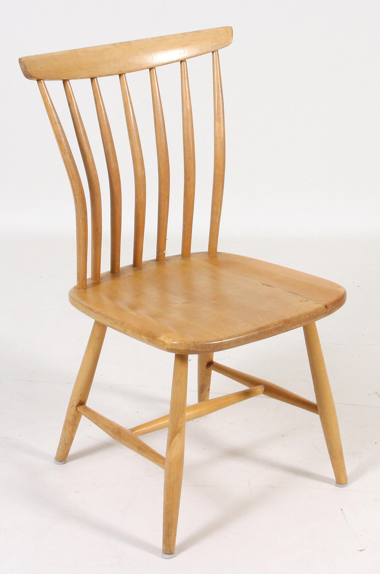 STOLAR, 3 st, "Åkerblomstolen", formgiven av Gunnar Eklöf m.fl., 1948.