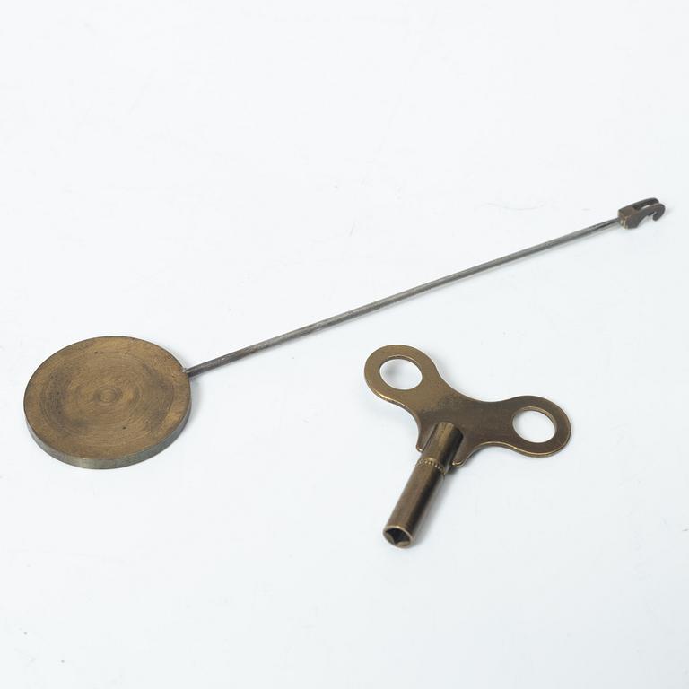 Table pendulum clock, late 19th century.