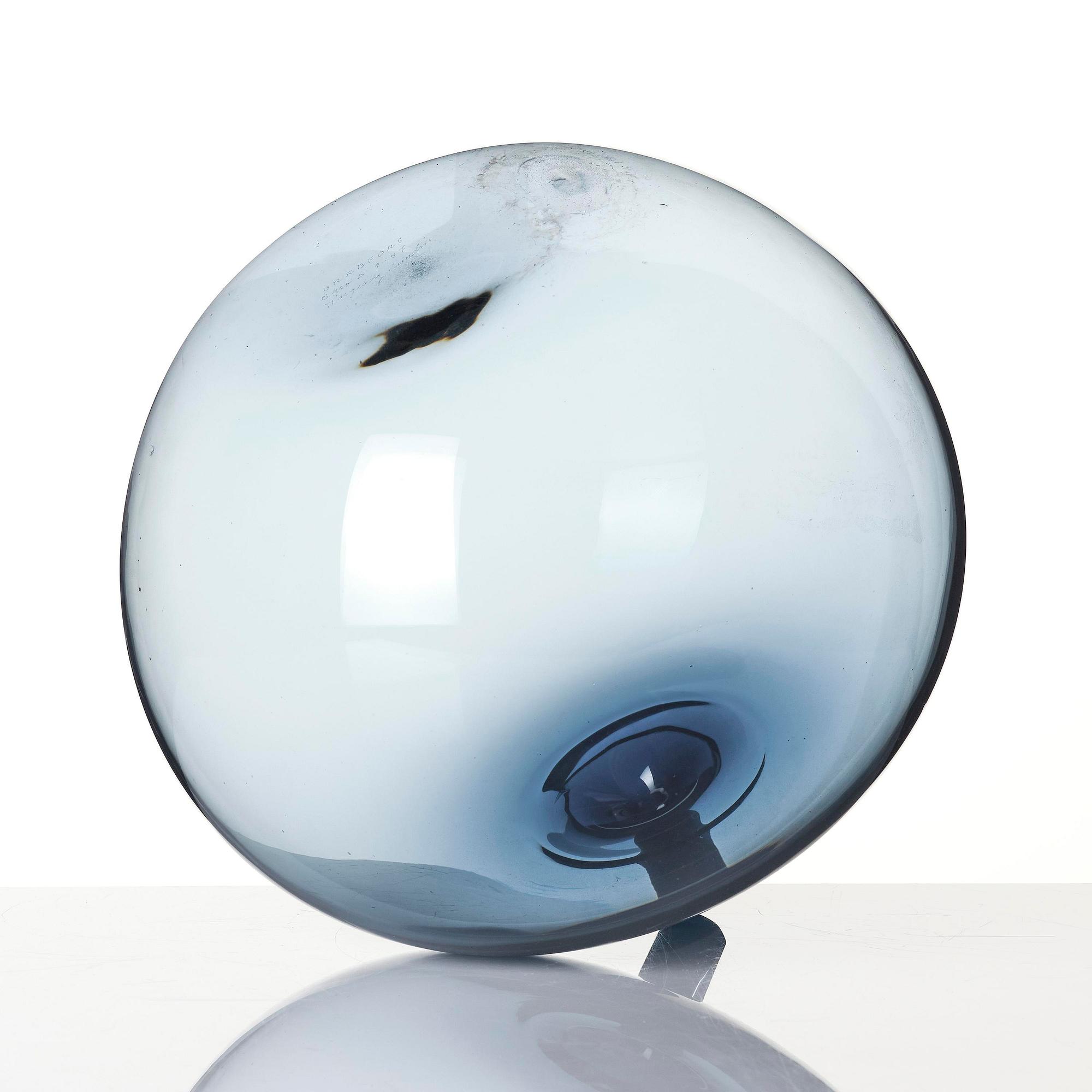 Ingeborg Lundin, a "Melon" glass vase, Orrefors, post 1957.