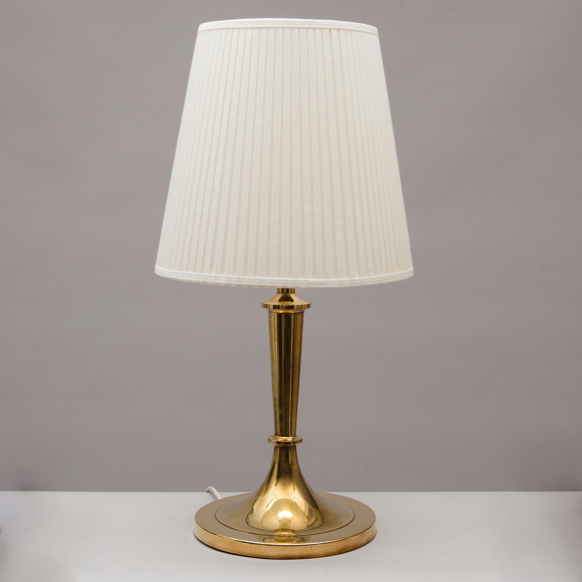 BORDSLAMPA, 1900-tal.