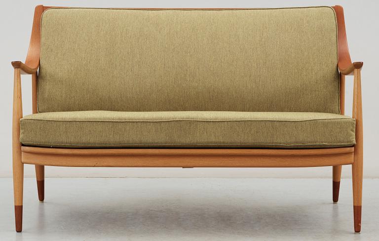 SOFFA, "fd 146", Peter Hvidt och Orla Mølgaard Nielsen för France & Daverkosen, 1950/60-tal.