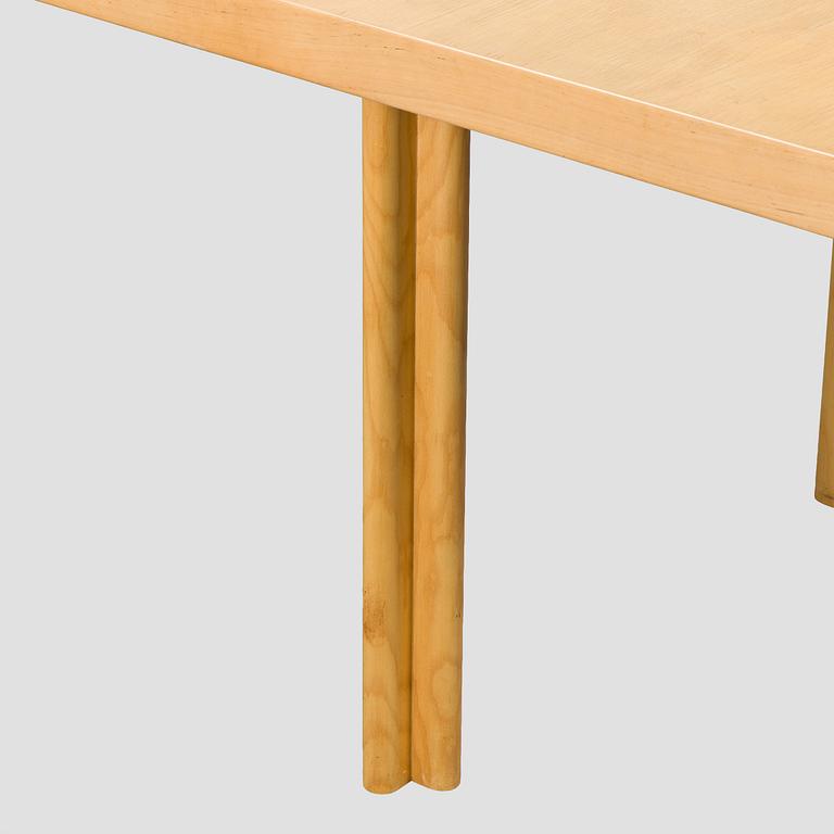 Alvar Aalto, ruokapöytä / neuvottelupöytä, malli 86, Artek, 1900-luvun loppu.