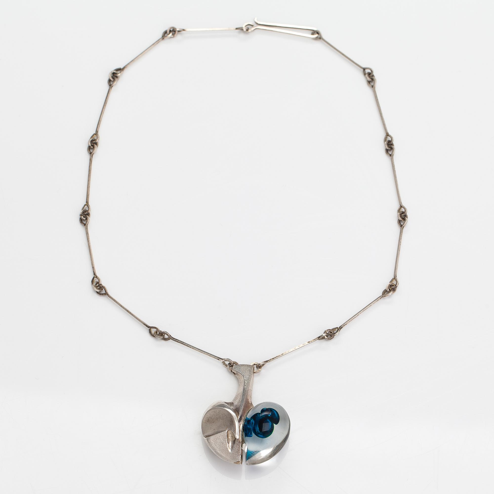 Björn Weckström, Halsband "Rymdäpple", sterlingsilver och akryl. Lapponia 1977.