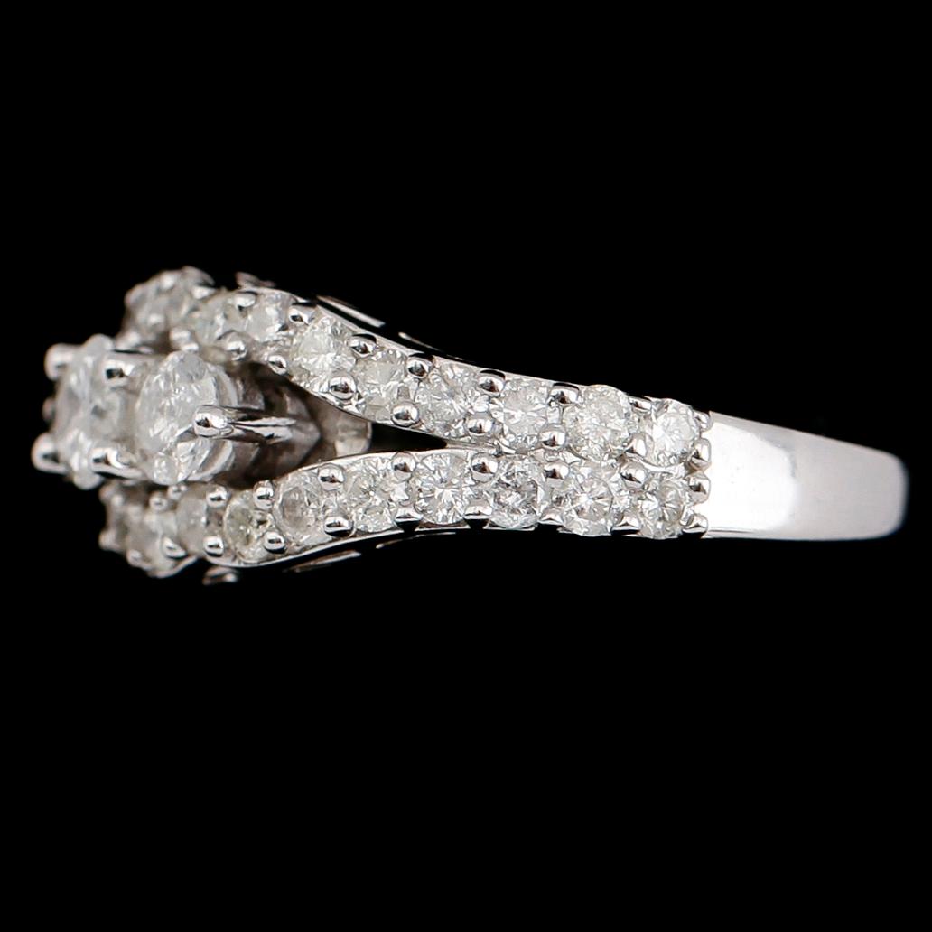 RING, 14 k vitguld, briljantslipade diamanter tot 1.75 ct.