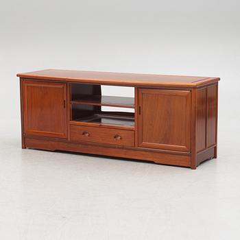 Sideboard, hardwood, Sydostasien, 1900-talets senare del/modern tillverkning.