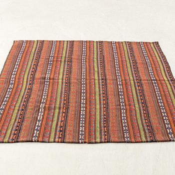 Vävnad Azerbaijan/Bidjar antik ca 150x128 cm.