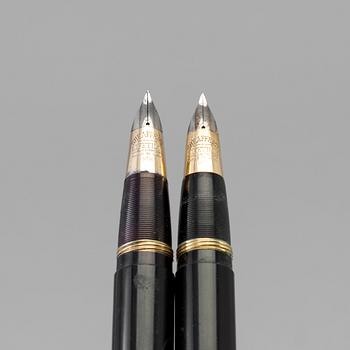 TWO SHAEFFER PEN CO FOUNTAIN PENS, first half of the 20th century.